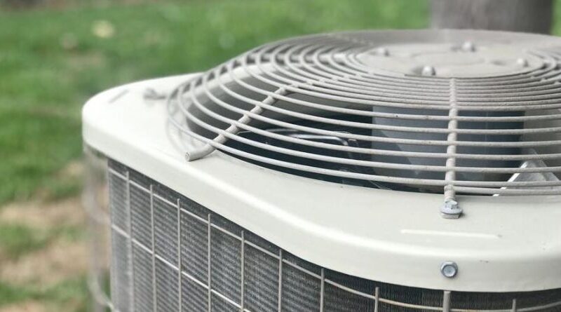 What Does An HVAC Contractor Do-featured